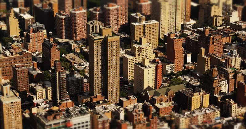 How much of a down payment do I need for a $400,000 house as a first-time buyer?